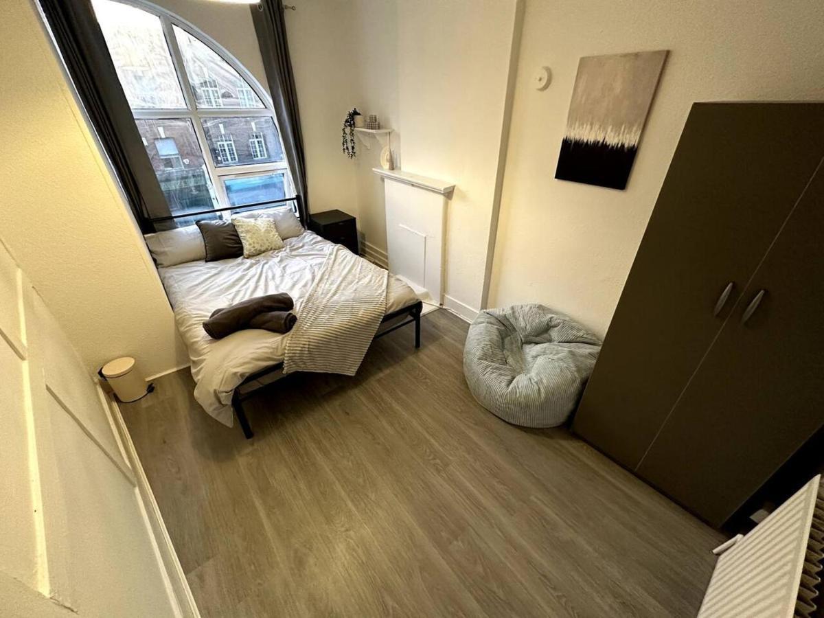 Wonderful 2 Bedroom On Tower Bridge Londen Buitenkant foto